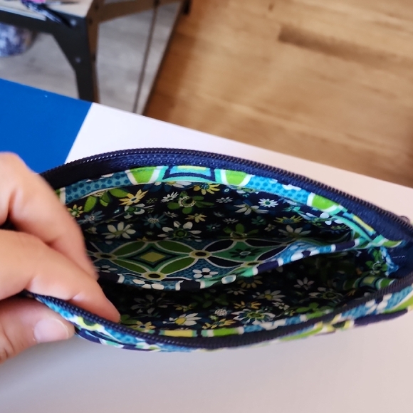 Vera Bradley Green and Blue Patterned Women's Bag - Picture 5 of 6